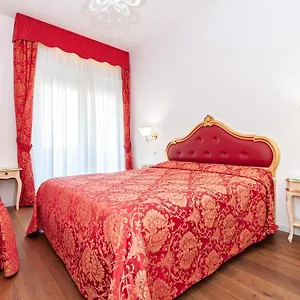 Ca' Rebeka Venice - Atika & Atif 2*, Mestre Italia