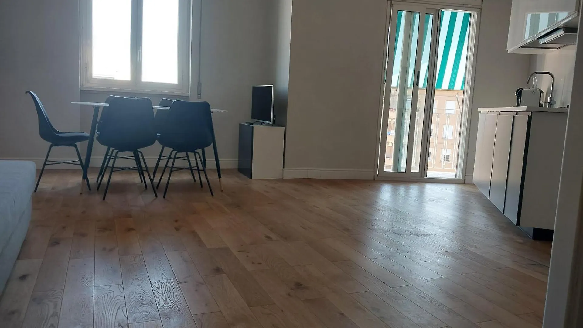 Konukevi La Terrazza Otel Roma